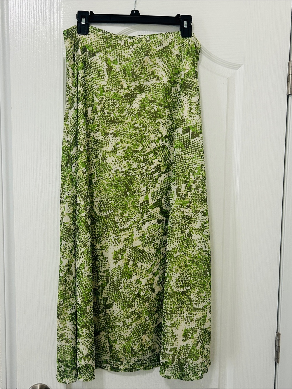 Steve Madden Green Patterned Maxi Skirt